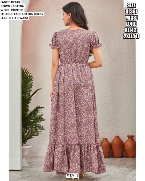 Graceful Coloured Casual Wear Printed Puff Sleeve Cotton Gown For Ladies