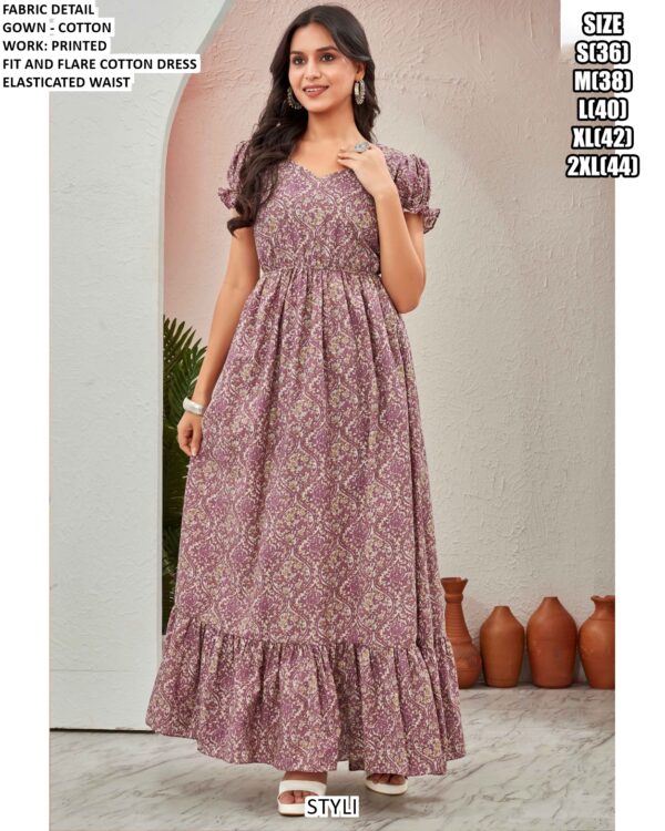 Graceful Coloured Casual Wear Printed Puff Sleeve Cotton Gown For Ladies