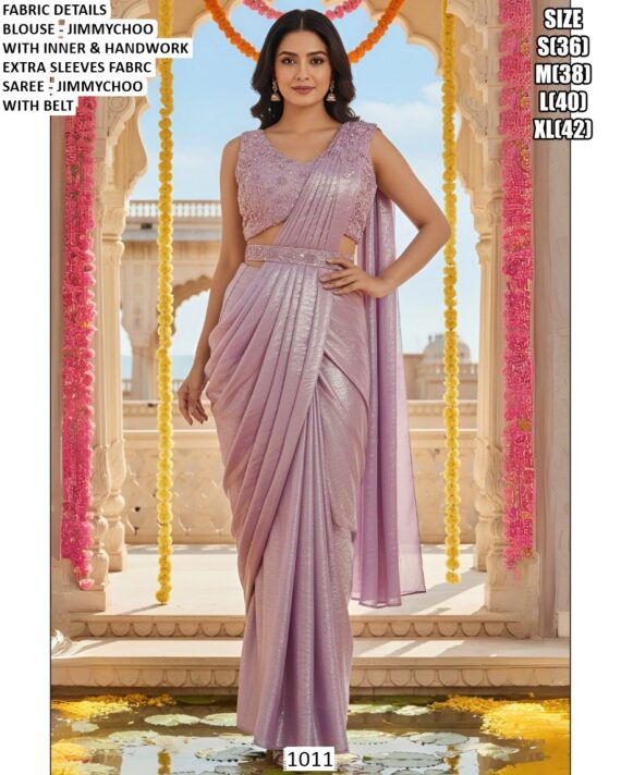 Make Heads Charm Everyone With Your Unique Look By Opting For This Ultra-Stylish Sarees