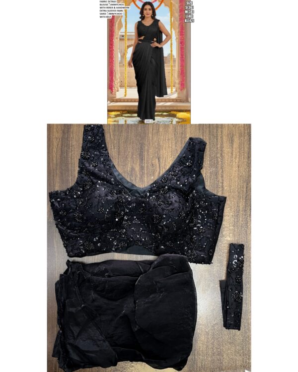 Make Heads Charm Everyone With Your Unique Look By Opting For This Ultra-Stylish Sarees