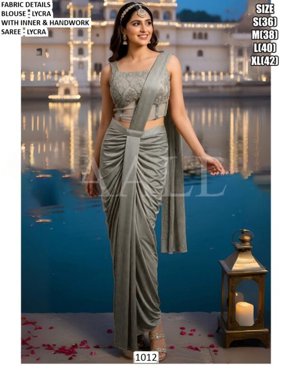 Make Heads Charm Everyone With Your Unique Look By Opting For This Ultra-Stylish Sarees