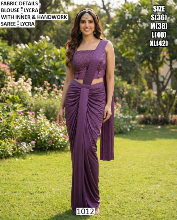 Make Heads Charm Everyone With Your Unique Look By Opting For This Ultra-Stylish Sarees