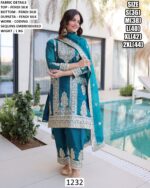 Fendi Silk Suit Set Shines With Rich Coding Sequin Embroidery, A Graceful Pan-Shape Neckline