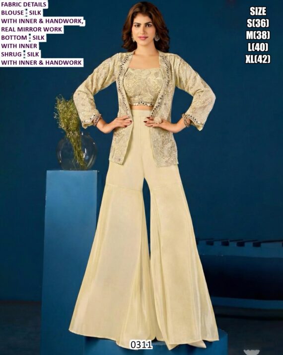 Get Your Hands On The Perfect Indo-Western Outfits, Make You Look Gorgeous!