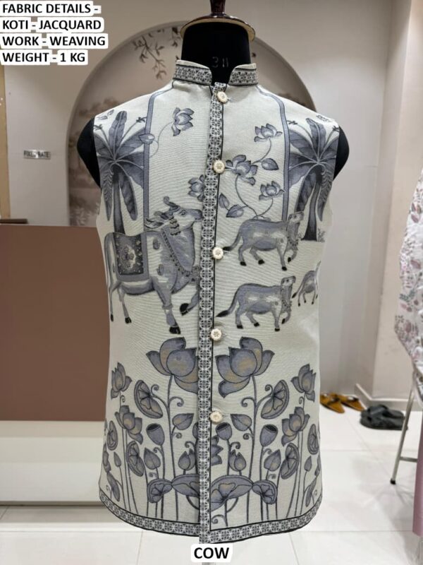 Men’s Ethnic Jacquard Koti with Woven Heritage Print