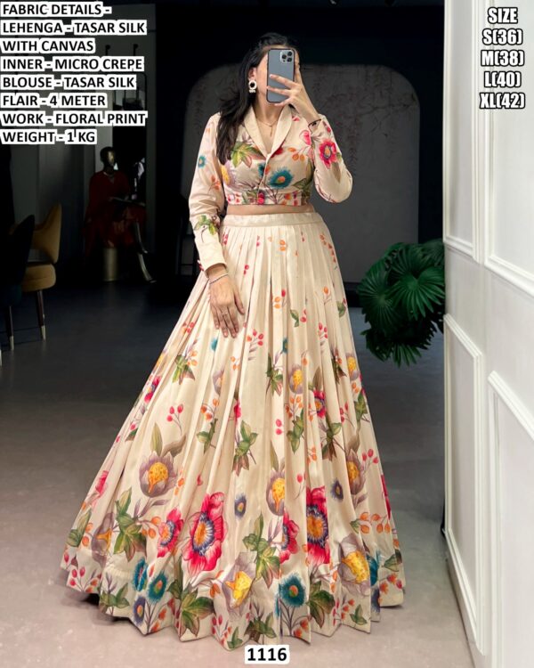 Stylish Traditional Lehenga With Floral Print Work
