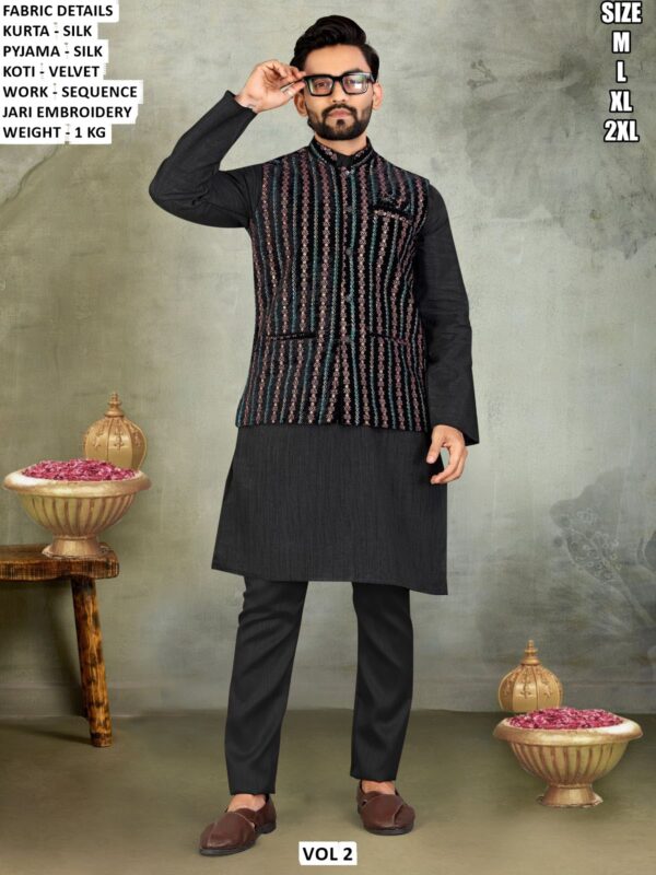 Elegant Men’s Silk Kurta Pyjama Set With Premium Velvet Koti