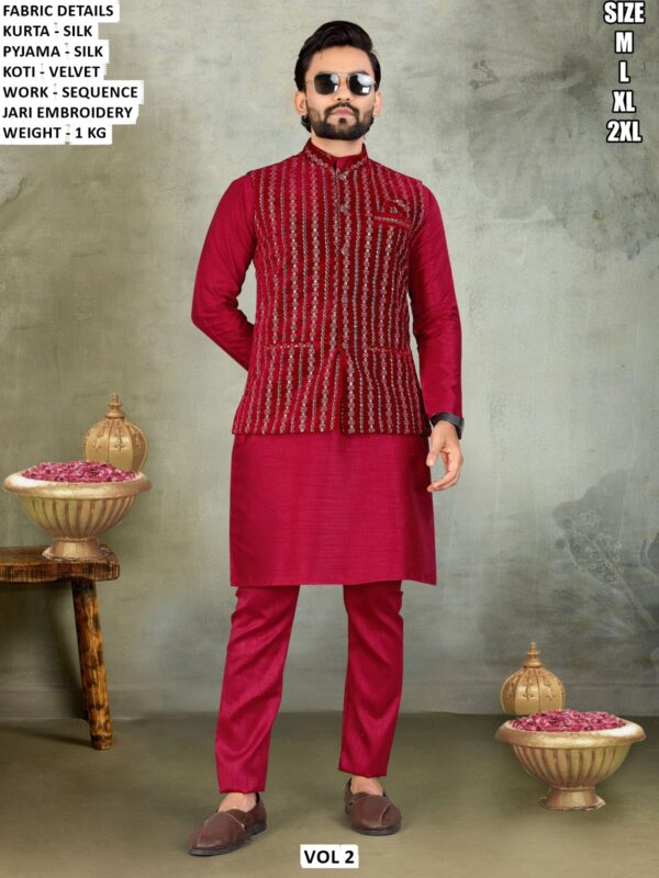 Elegant Men’s Silk Kurta Pyjama Set With Premium Velvet Koti