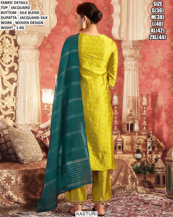Women’s Jacquard Suit Set With Woven Design