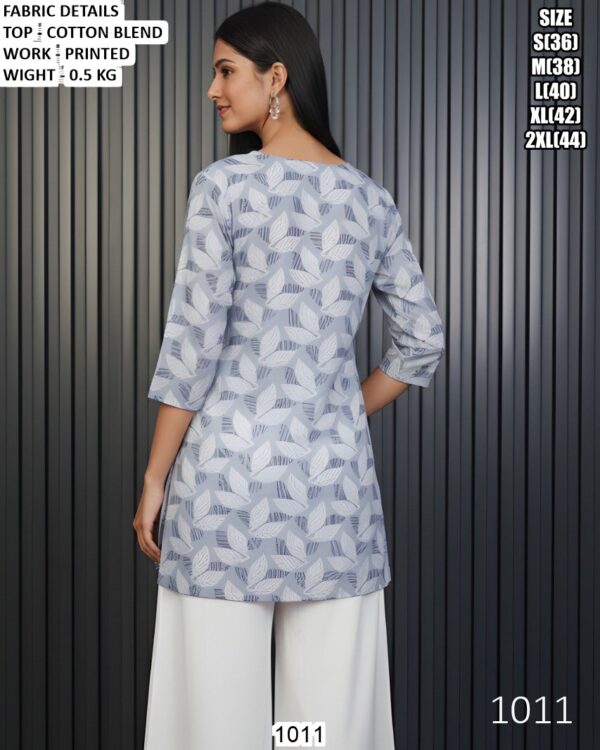 Beautiful Printed Cotton Blend Women Top