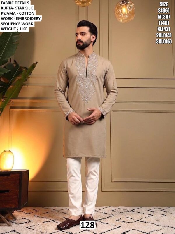 Festive Wear Men’S Kurta Set With Embroidery Work