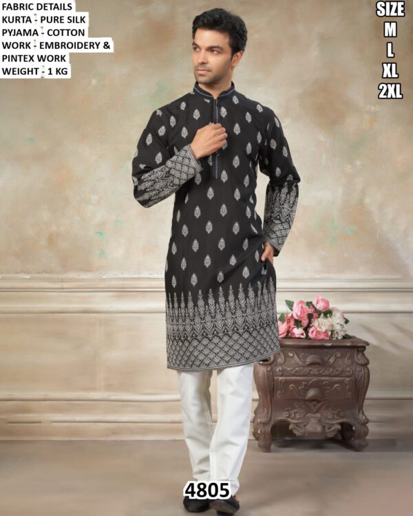 Mens Embroidery Kurta Pajama Set