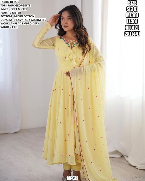 Women’S Faux Georgette Thread Embroidery Suit Set