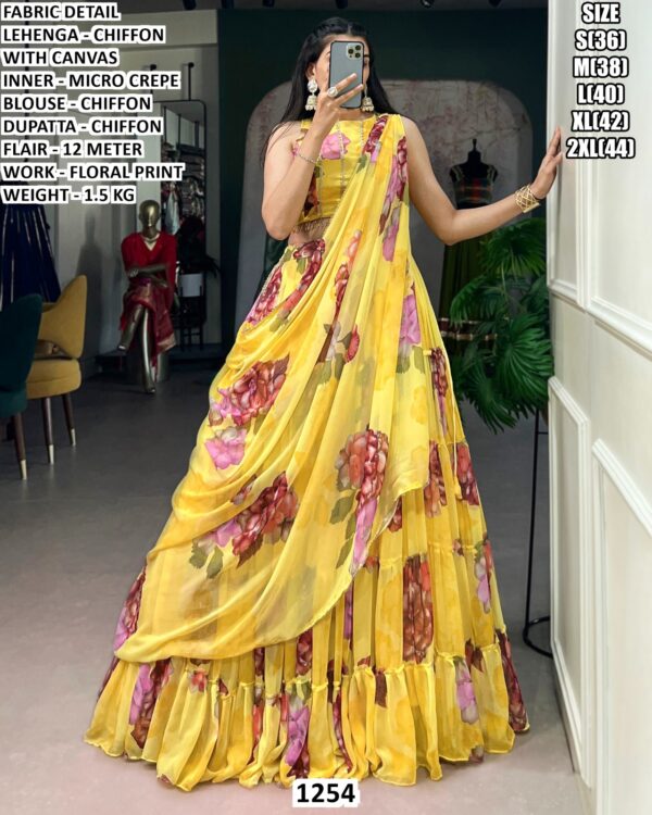 Stylish Lehenga Choli For Sangeet And Mehendi