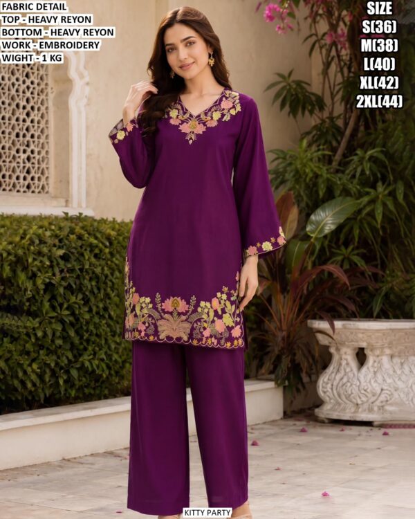 Comfortable Embroidered Kurta Set For Daily Wear