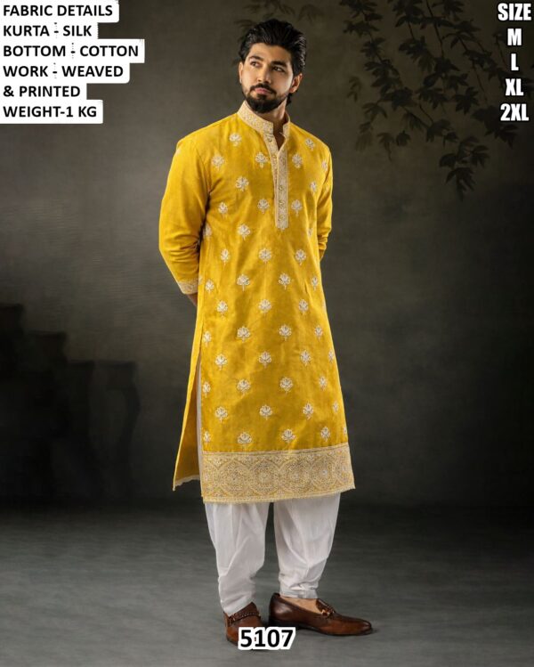 Designer Men’s Kurta Pajama Set For Festive Wear
