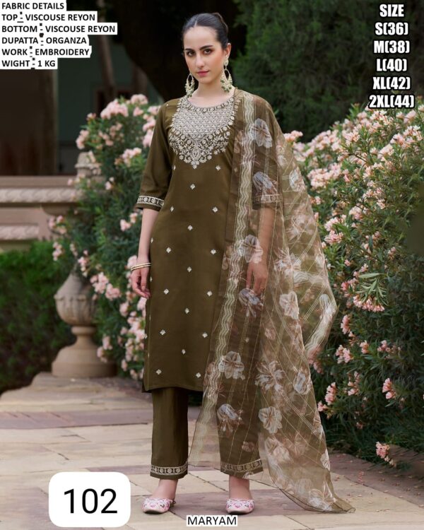 Elegant Straight Kurta Set With Matching Bottom