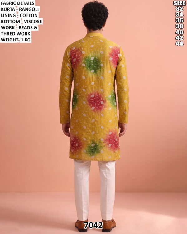 Men’s Embroidered Kurta Pajama With Dupatta