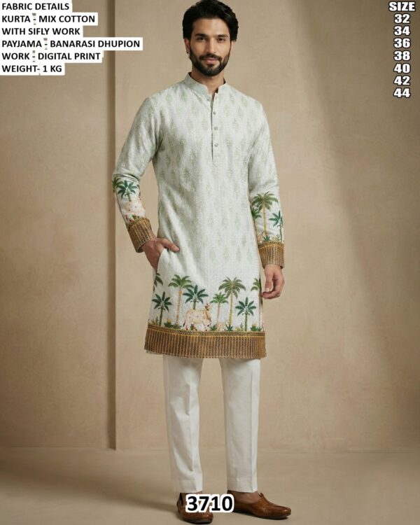 Traditional Kurta Set With Floral And Animal Design