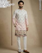 Traditional Kurta Set With Floral And Animal Design