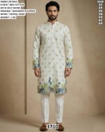 Traditional Kurta Set With Floral And Animal Design