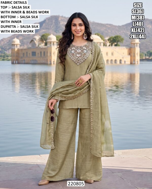 Stylish Women Ethnic Suit Set With Dupatta