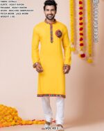 Stylish Men Kurta Pajama With Decorative Work