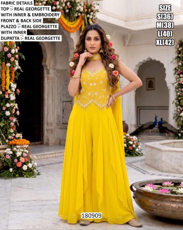 Graceful Party Wear Ethnic Outfit For Women