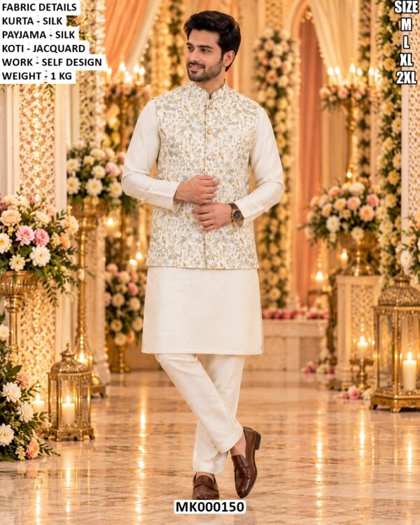 Men’s Silk Kurta Pajama With Jacquard Jacket