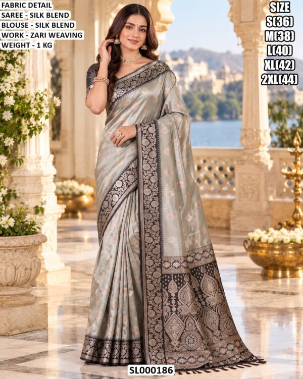 Classic Silk Blend Saree For Special Functions